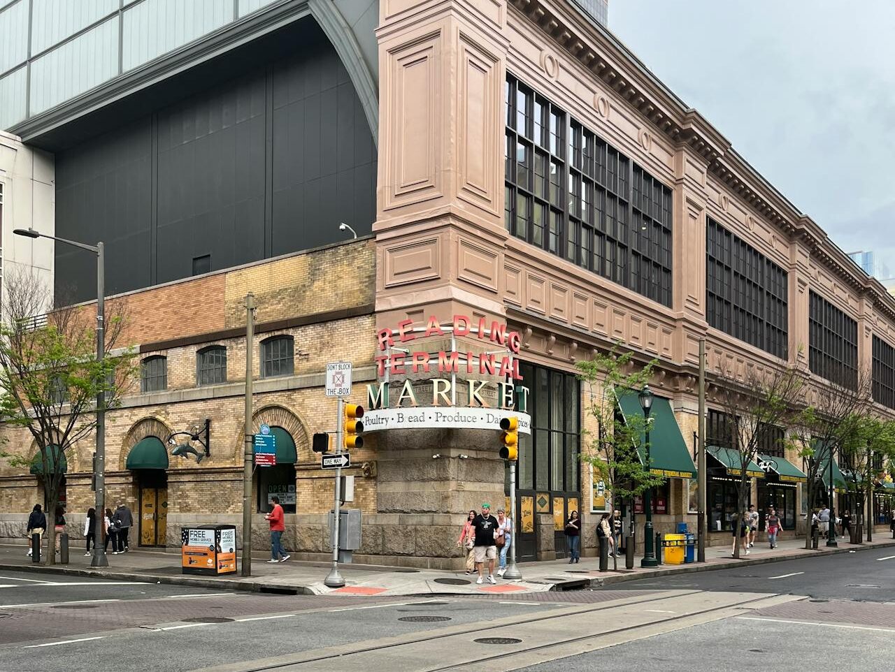 street view of reading terminal market