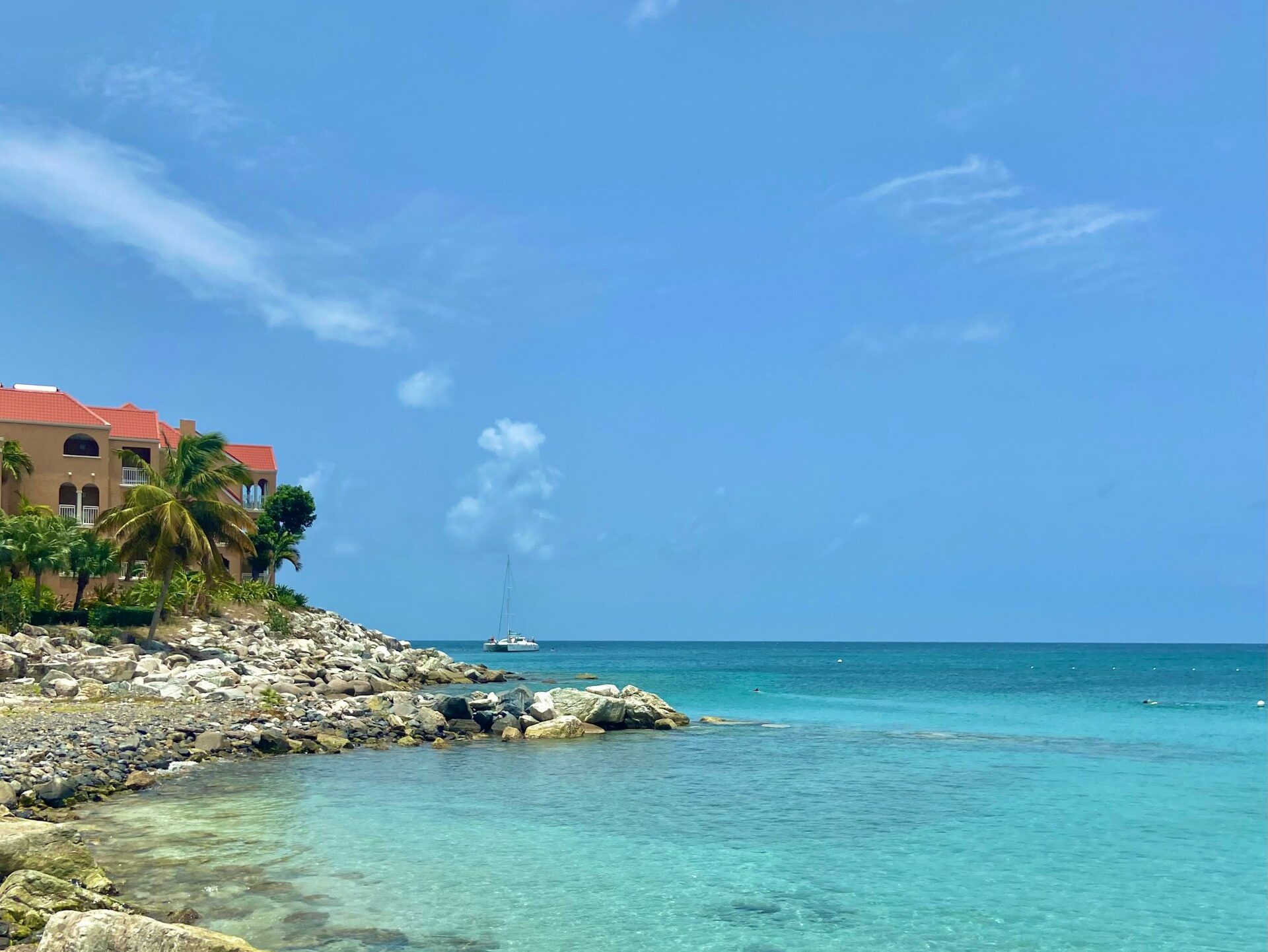 beach in sint maarten
