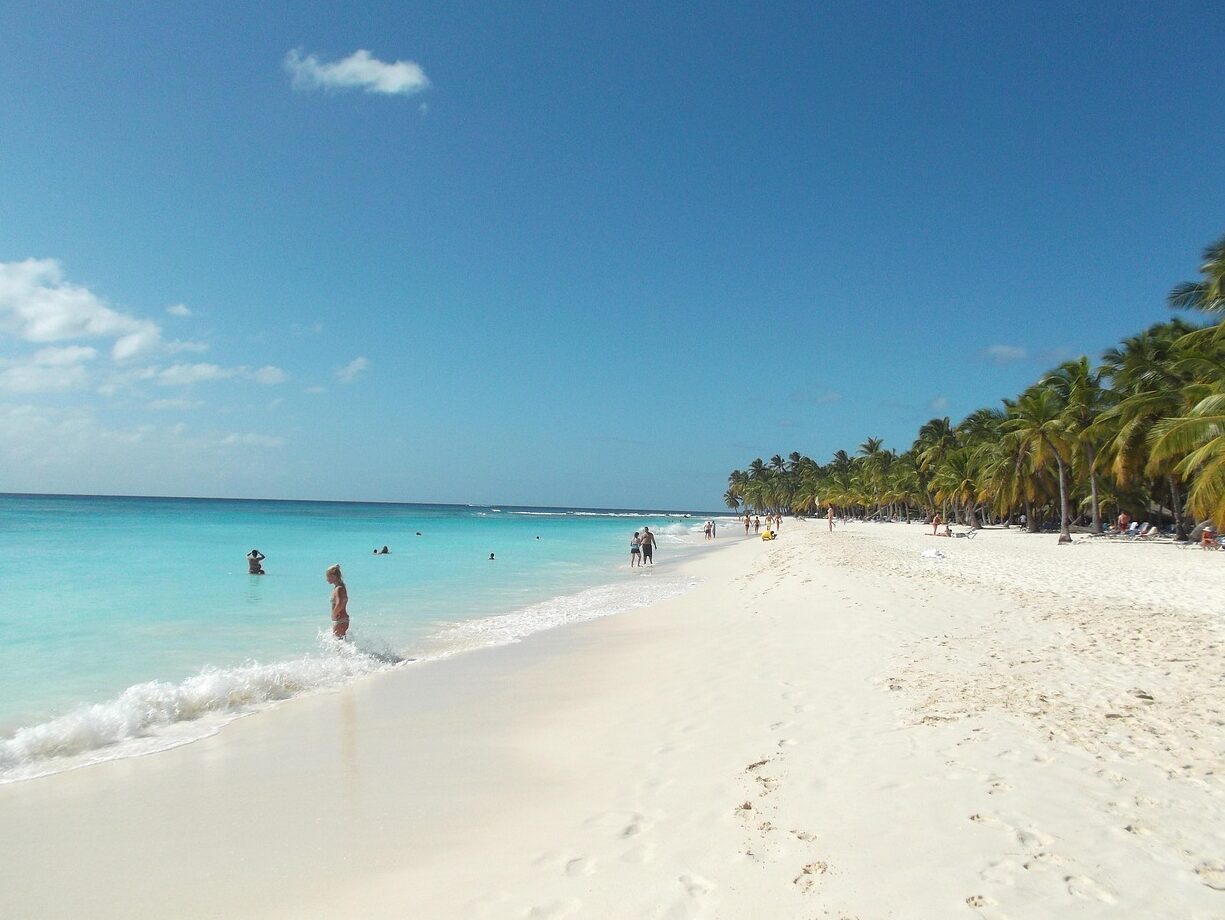 saona island beach